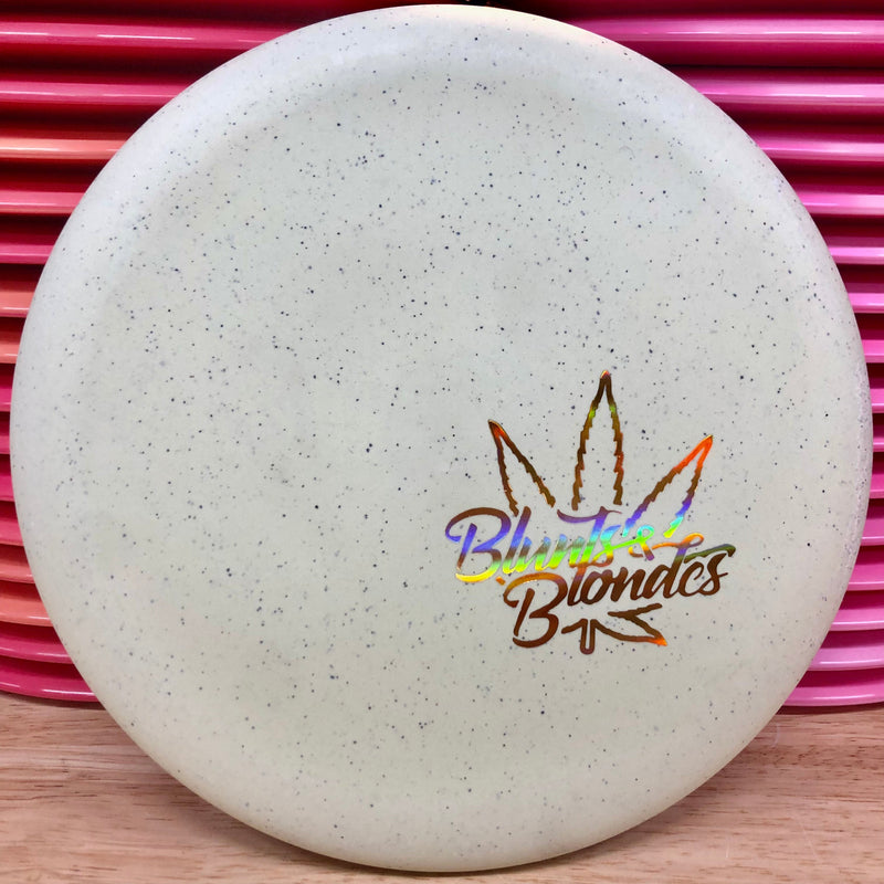 Gateway Organic Hemp SS Magic - Blunts and Blondes Leaf Mini Stamp