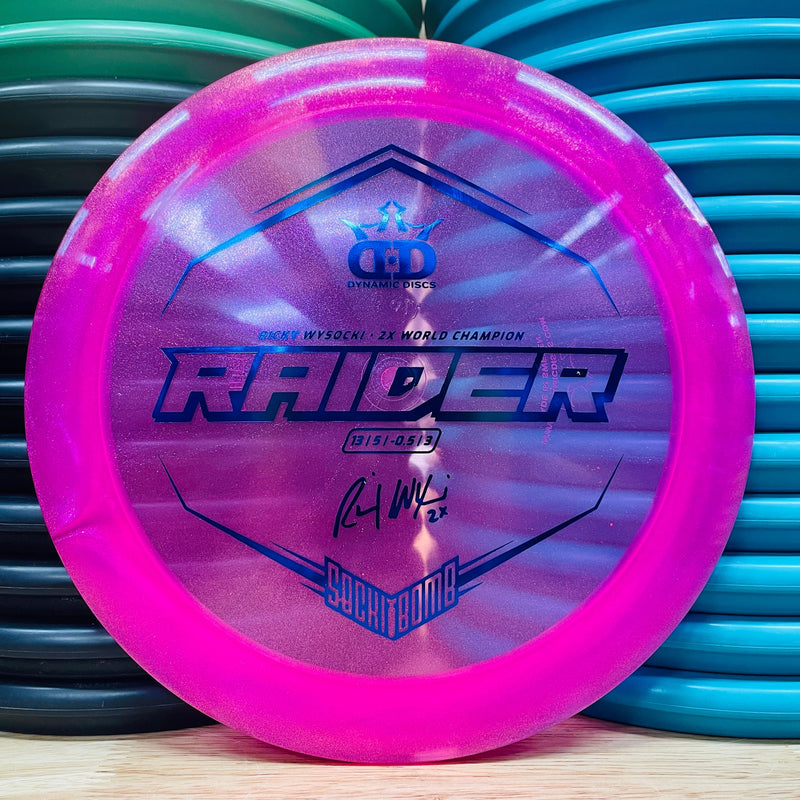 Dynamic Discs Lucid-Ice Glimmer Raider - Sockibomb Stamp