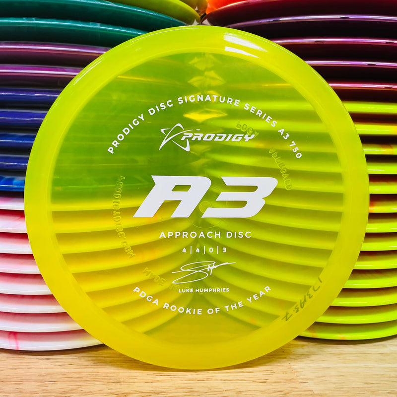 Prodigy 750 A3 - Luke Humphries 2022 Signature Series